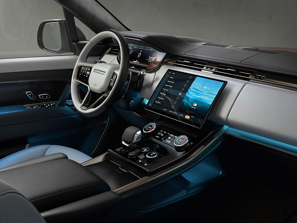 Cockpit des neuen Range Rover Sport